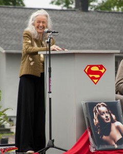 CW-Noel-Neill-statue-unveiling-14