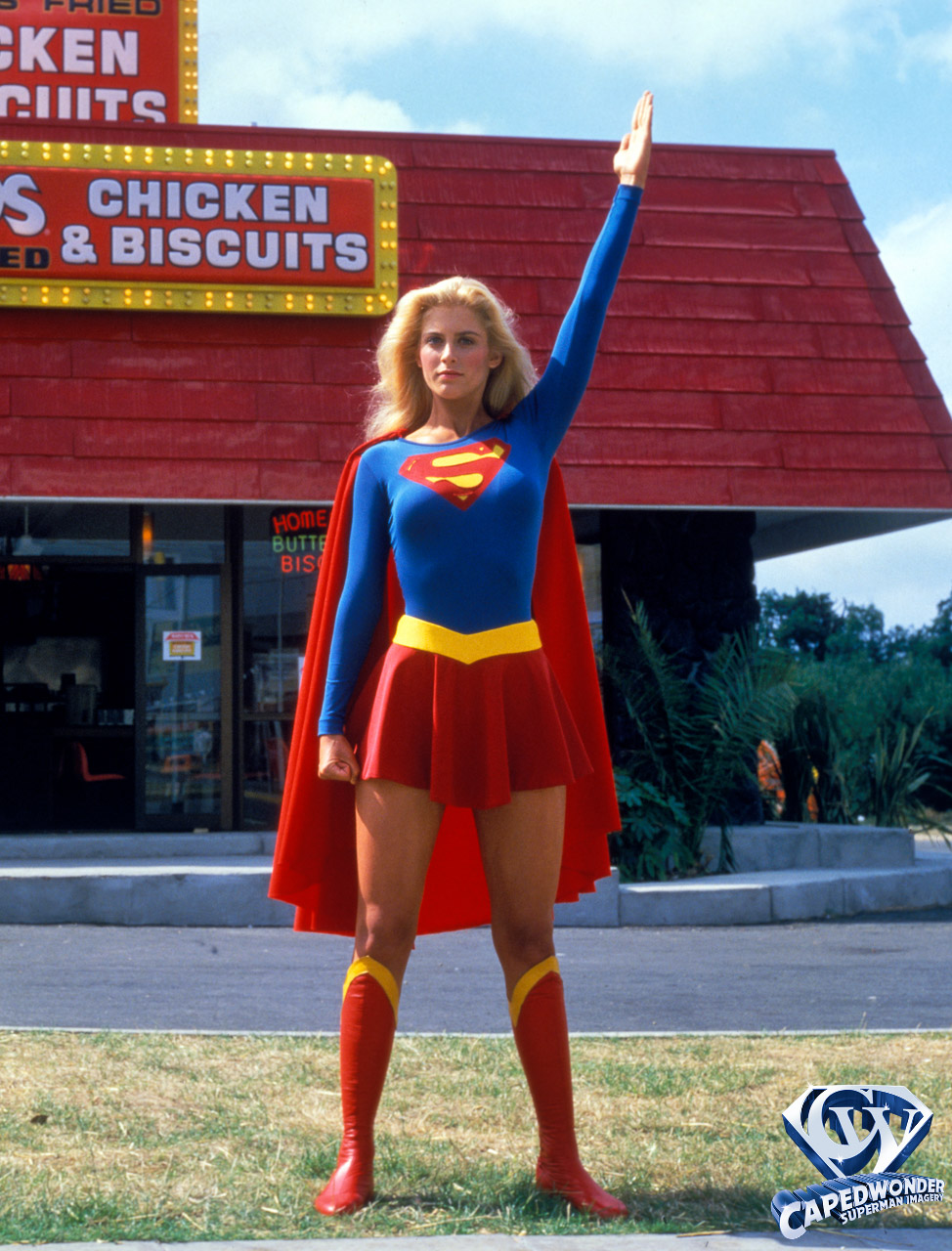 CW-Supergirl-movie-30th-8