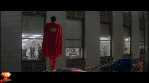 CapedWonder-SupermanII-RDC-Blu-ray-screenshot-560