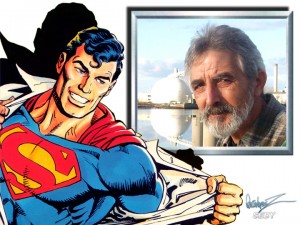 Jose Garcia-Lopez with his Superman. Jose Garcia-Lopez with his Superman.